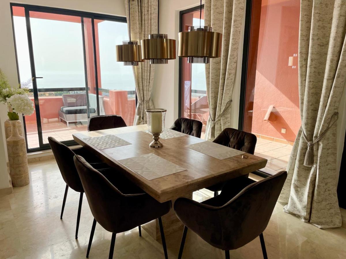 Calahonda Luxury Apartment With A Stunning Sea View Mijas Exterior photo