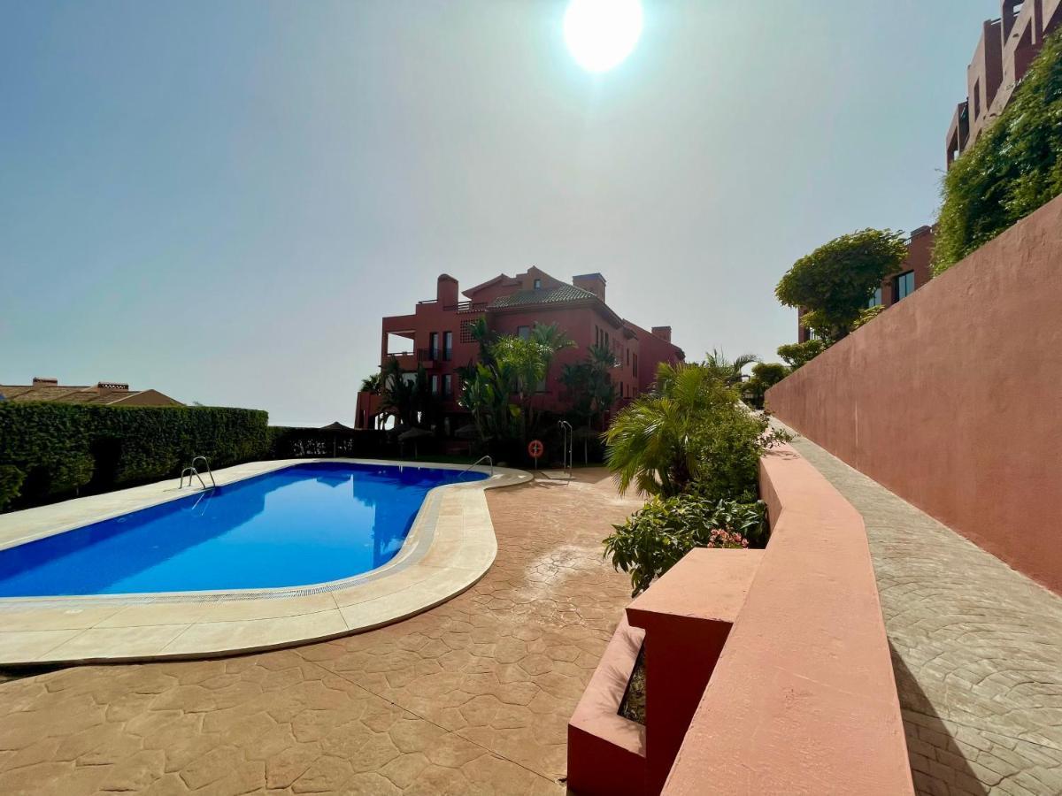 Calahonda Luxury Apartment With A Stunning Sea View Mijas Exterior photo
